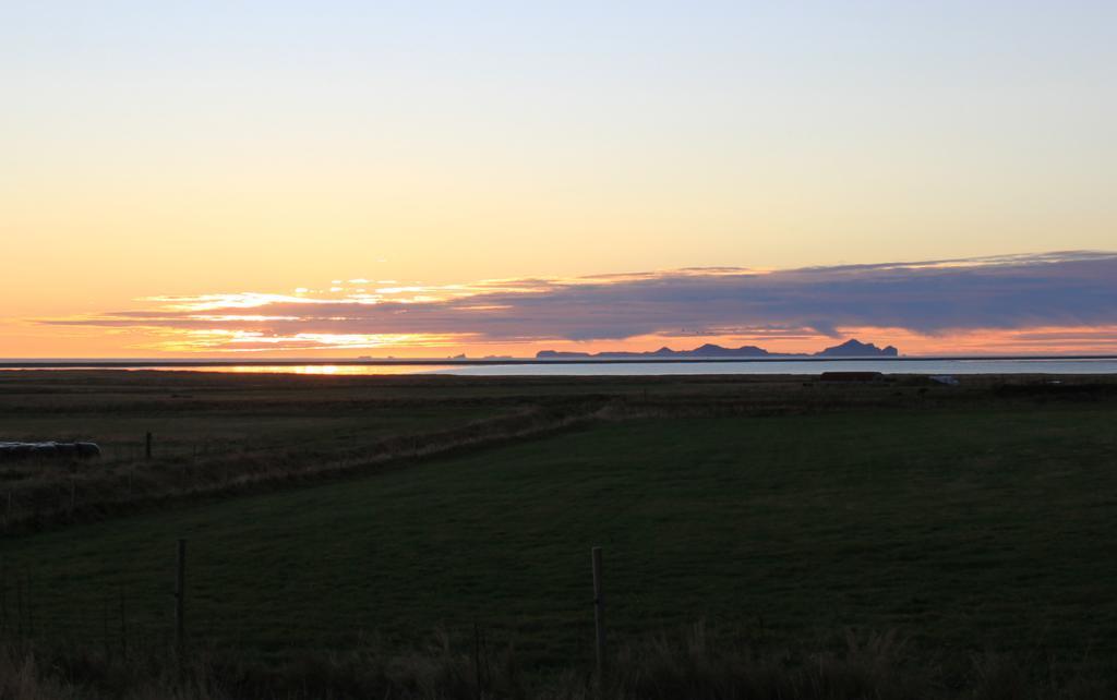 South Iceland Guesthouse Steinar Екстер'єр фото